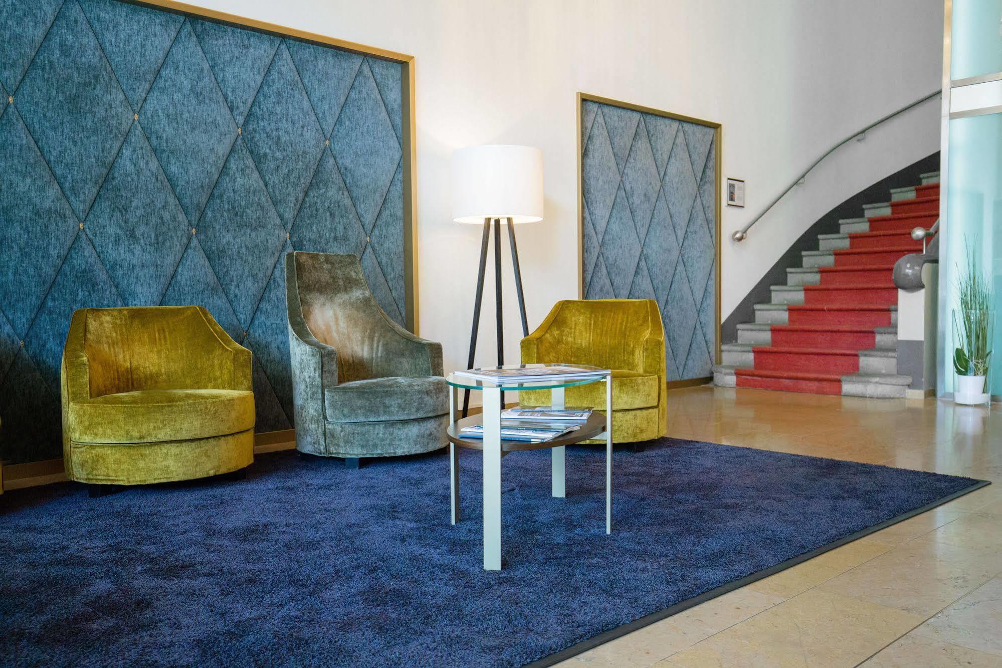 Art Deco Elite Hotel